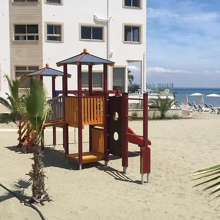 Lägenhet Beach 1a