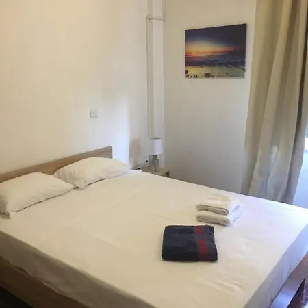 Beach 1a Apartment *